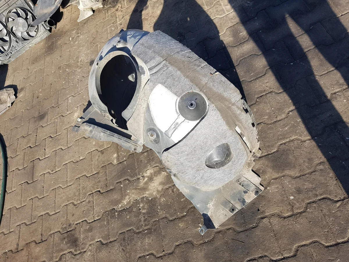 BMW 2 F45 LIFT etulokasuoja, oikea image 4