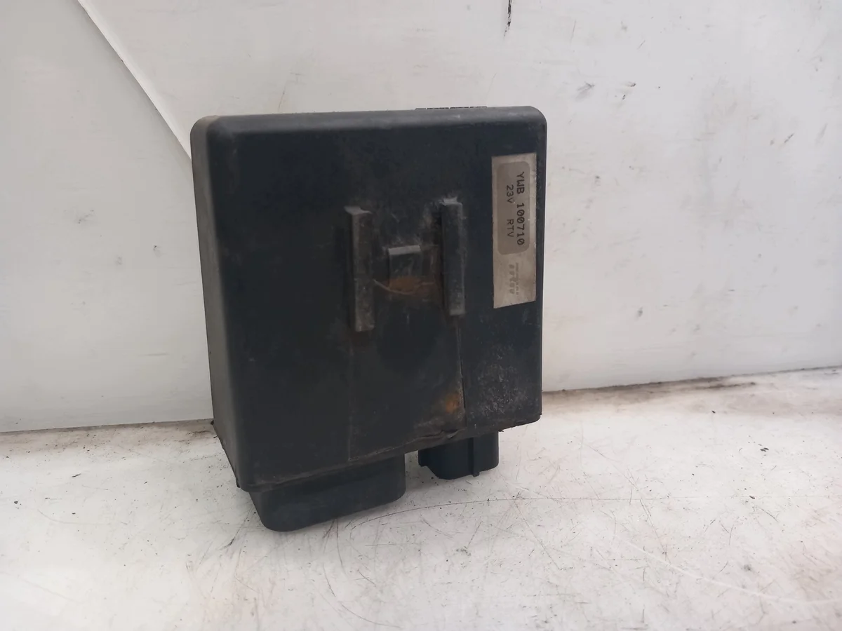 Relé Motor Rover YWB 100710 Usado image 3