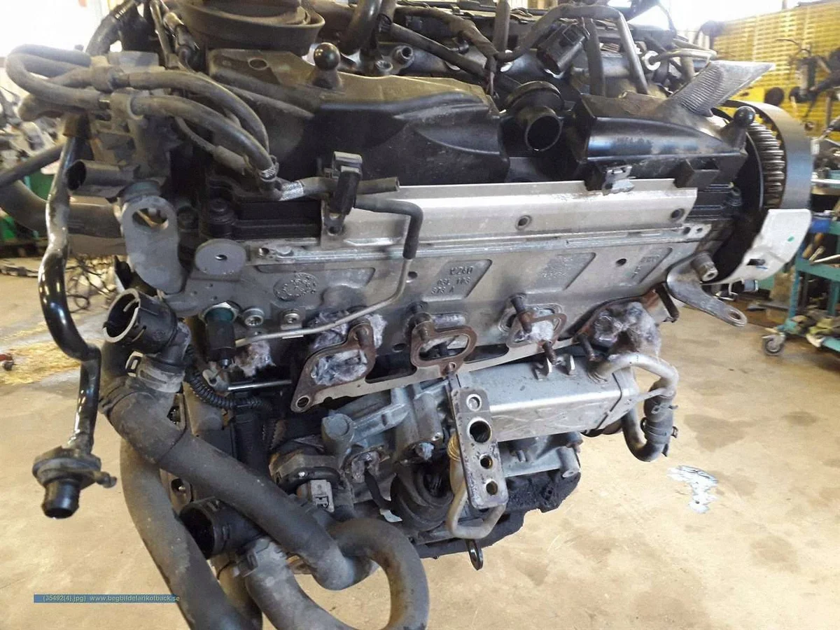 VW Golf VI Motor 03L100090QX image 4