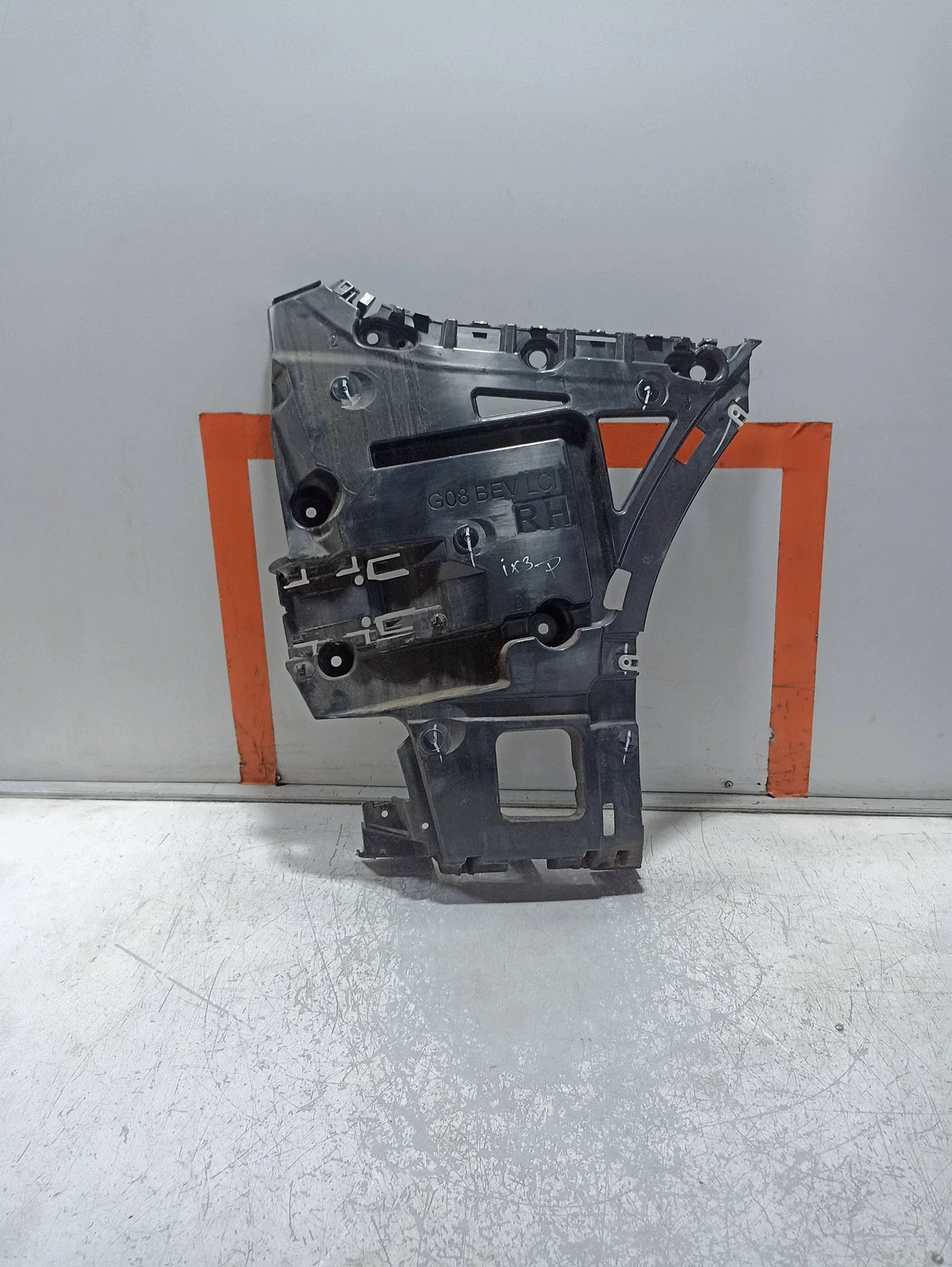BMW iX3 G08 BEV LCI Slip Bumper Rechts Achter