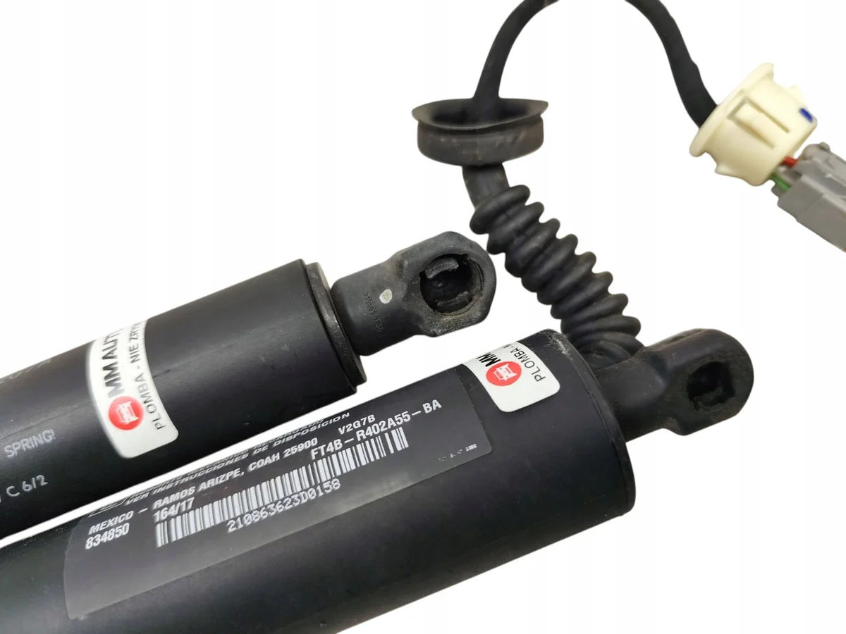 Ford Edge II Electric Tailgate Struts FT4B-R402A74-AB image 4