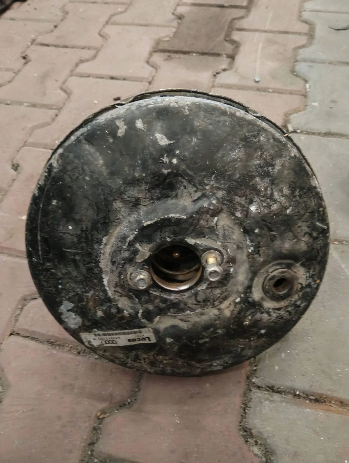 Audi 100 A6 C4 Servo Remkrachtversterker 4A0612105