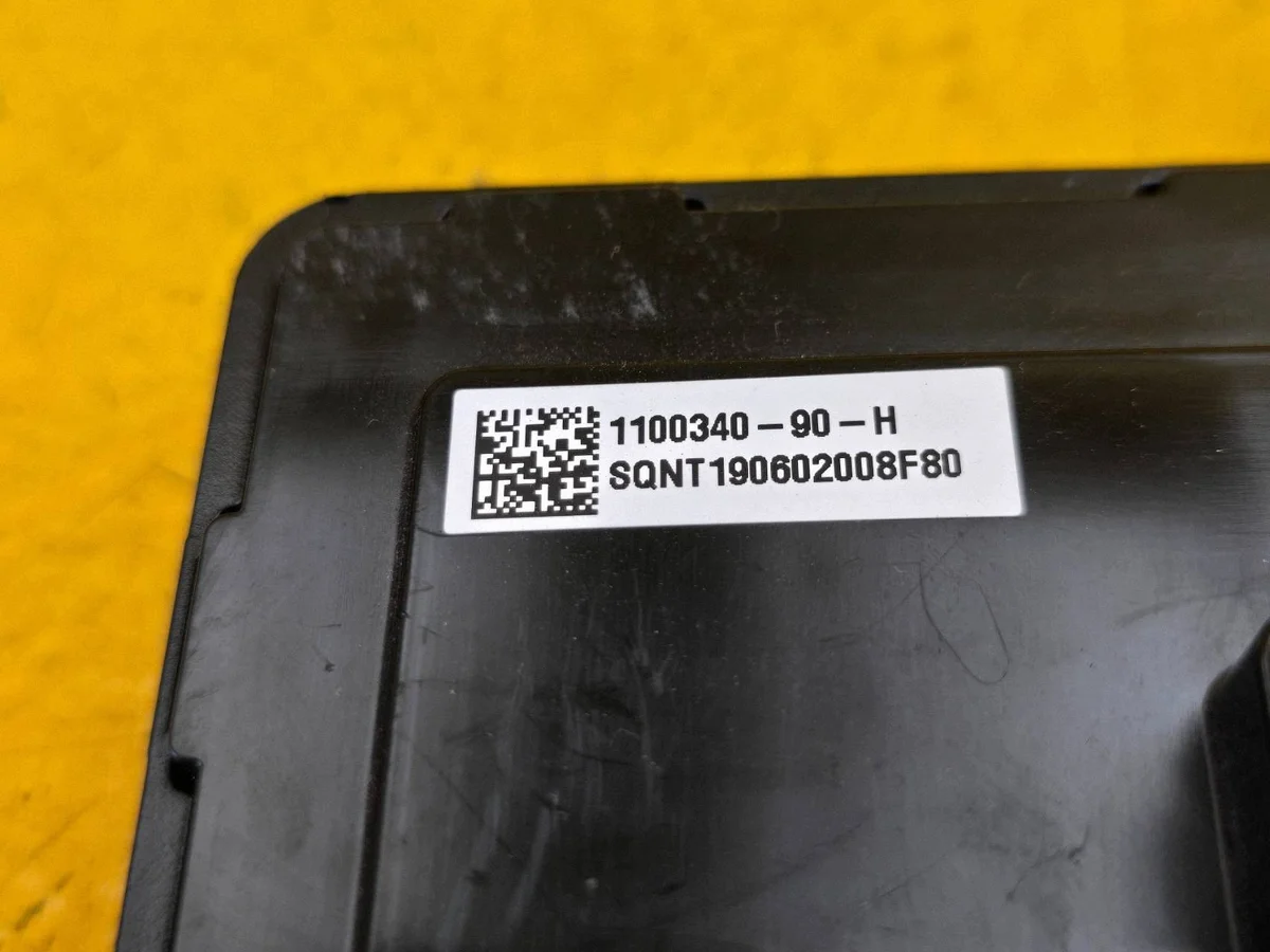 Tesla Model 3 Modul Steuergerät Komfort 1100340 90 H image 7