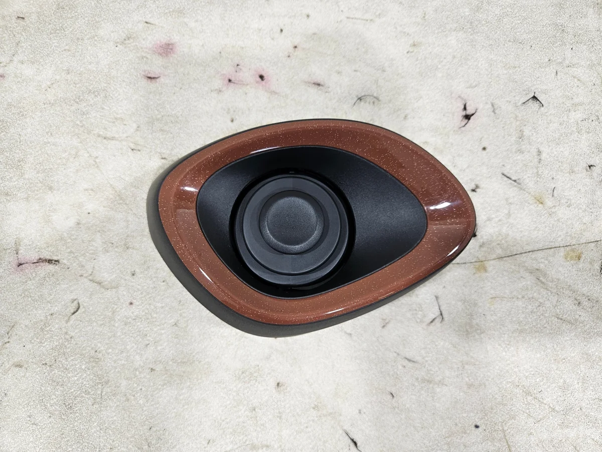 Toyota Aygo X Grelha Ventilação Direita Usada