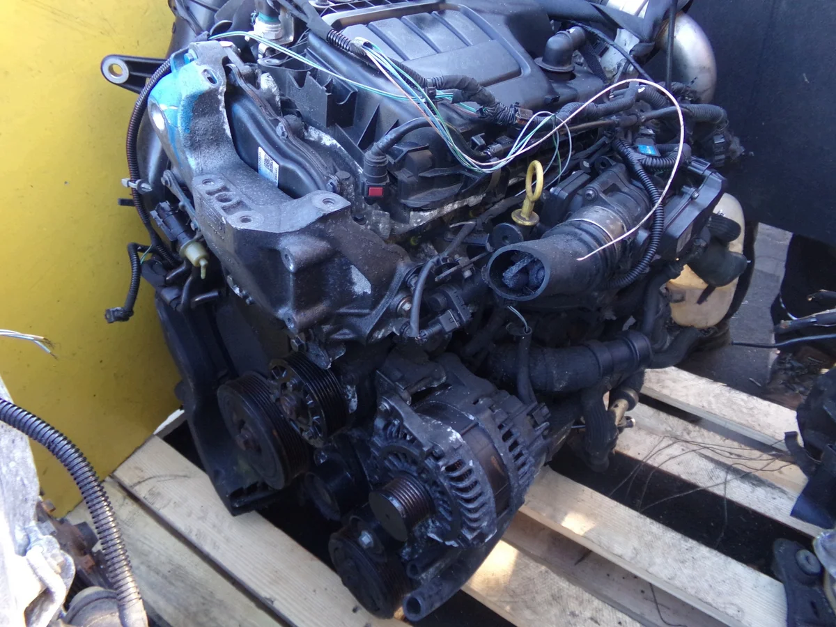 Motor R9M450 für Trafic Vivaro 1.6 dCi image 3