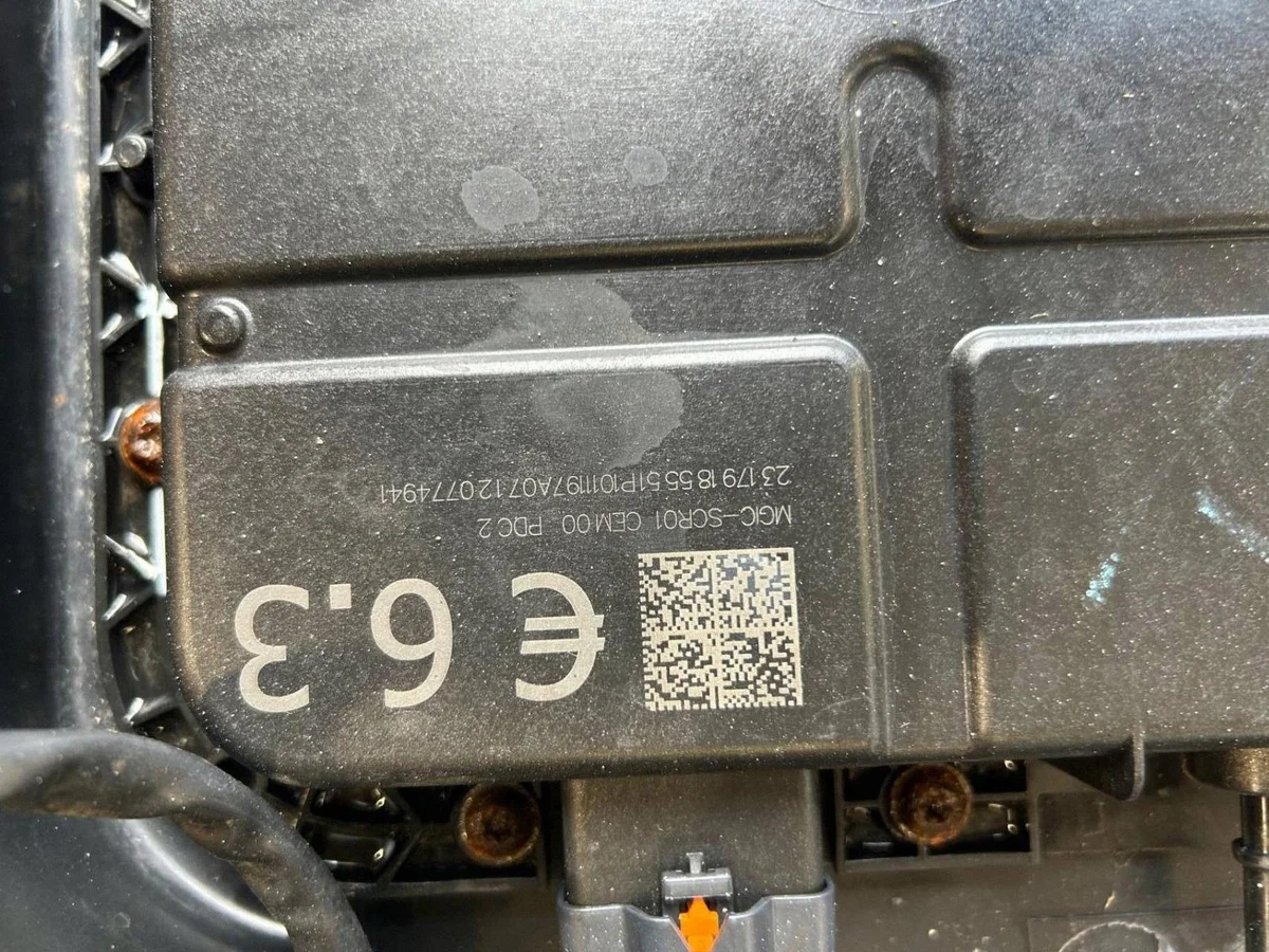 AdBlue tank Peugeot 308 | 23179185551 image 3