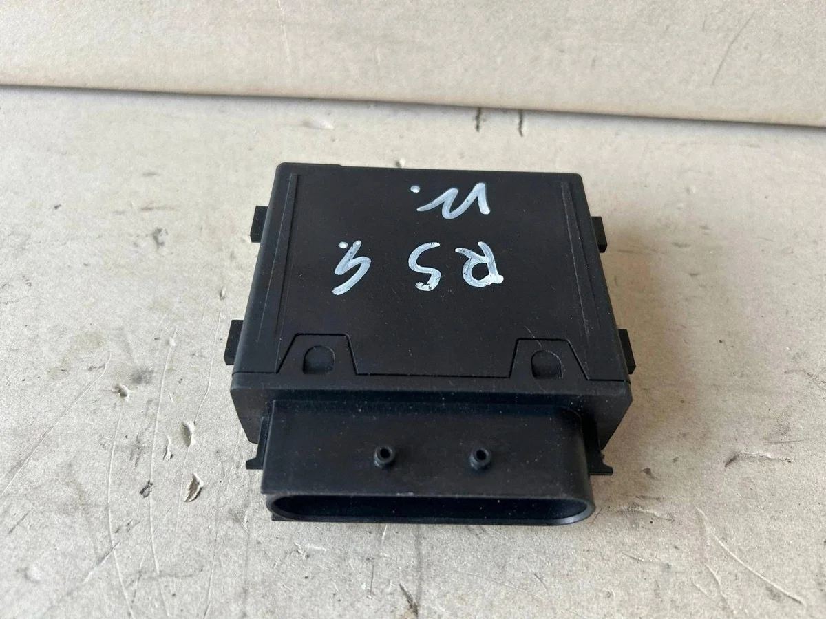 4M0906093L Audi Q7 4M polttoainepumpun ohjain