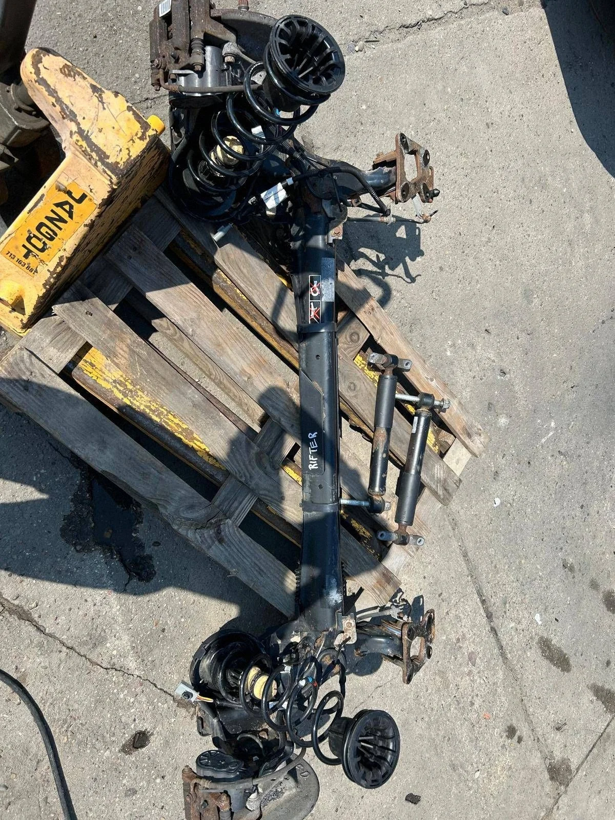 Viga Suspensão Traseira Peugeot Rifter YEZ291