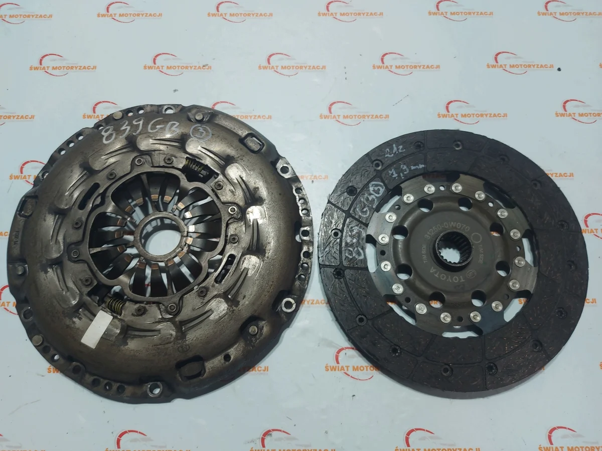 Embrayage Lexus IS220 2.2 D-CAT 177 CV