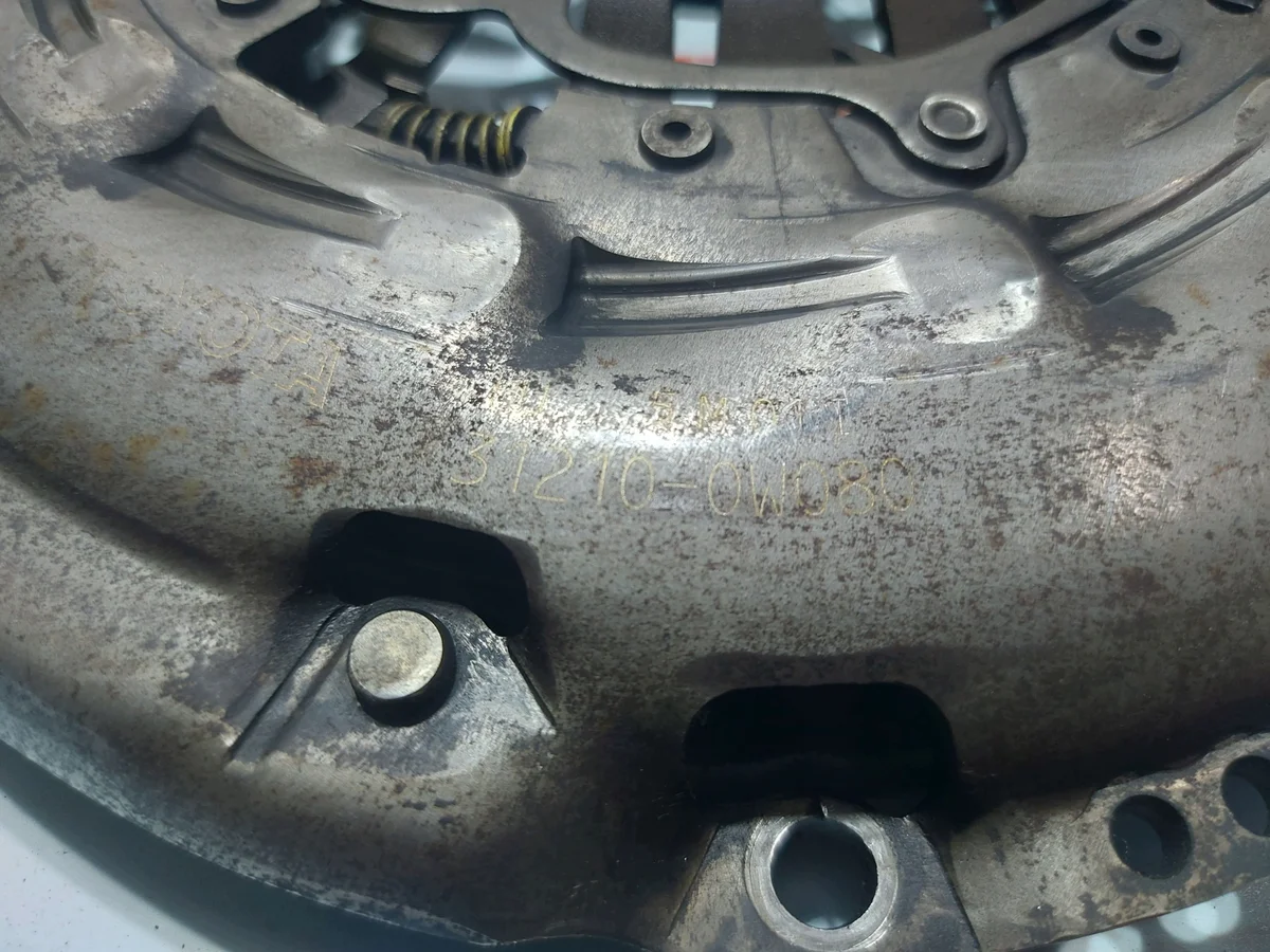 Embrayage Lexus IS220 2.2 D-CAT 177 CV image 4