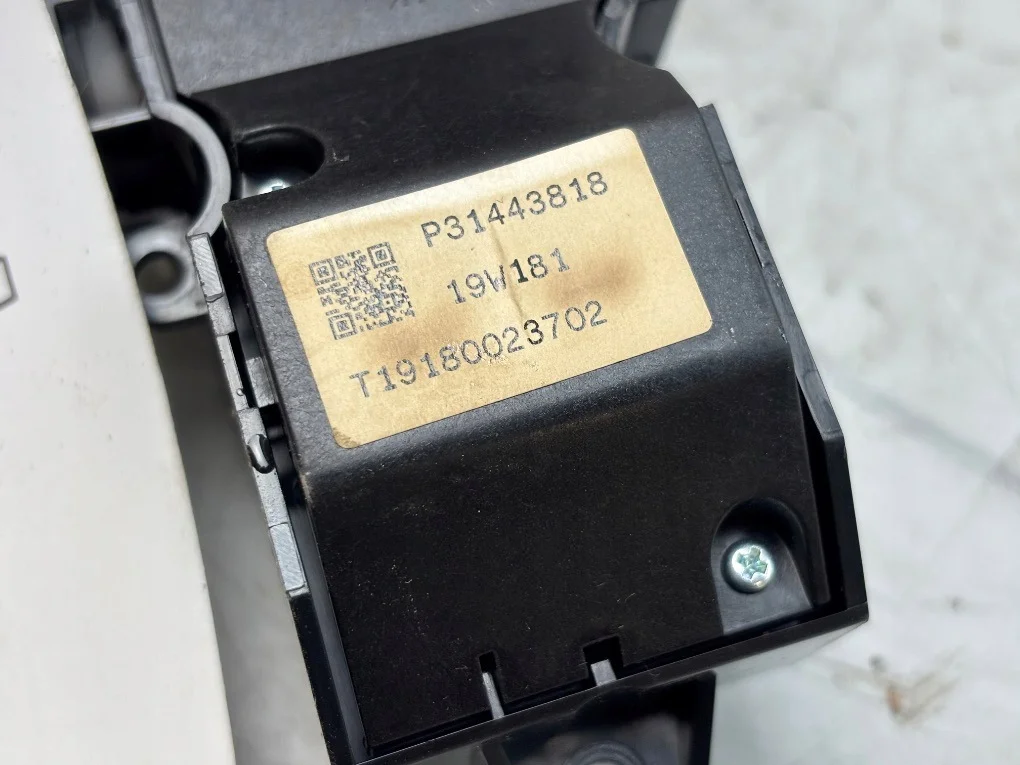 Volvo Wählhebel Orrefors OE 32280785 gebraucht thumbnail 4