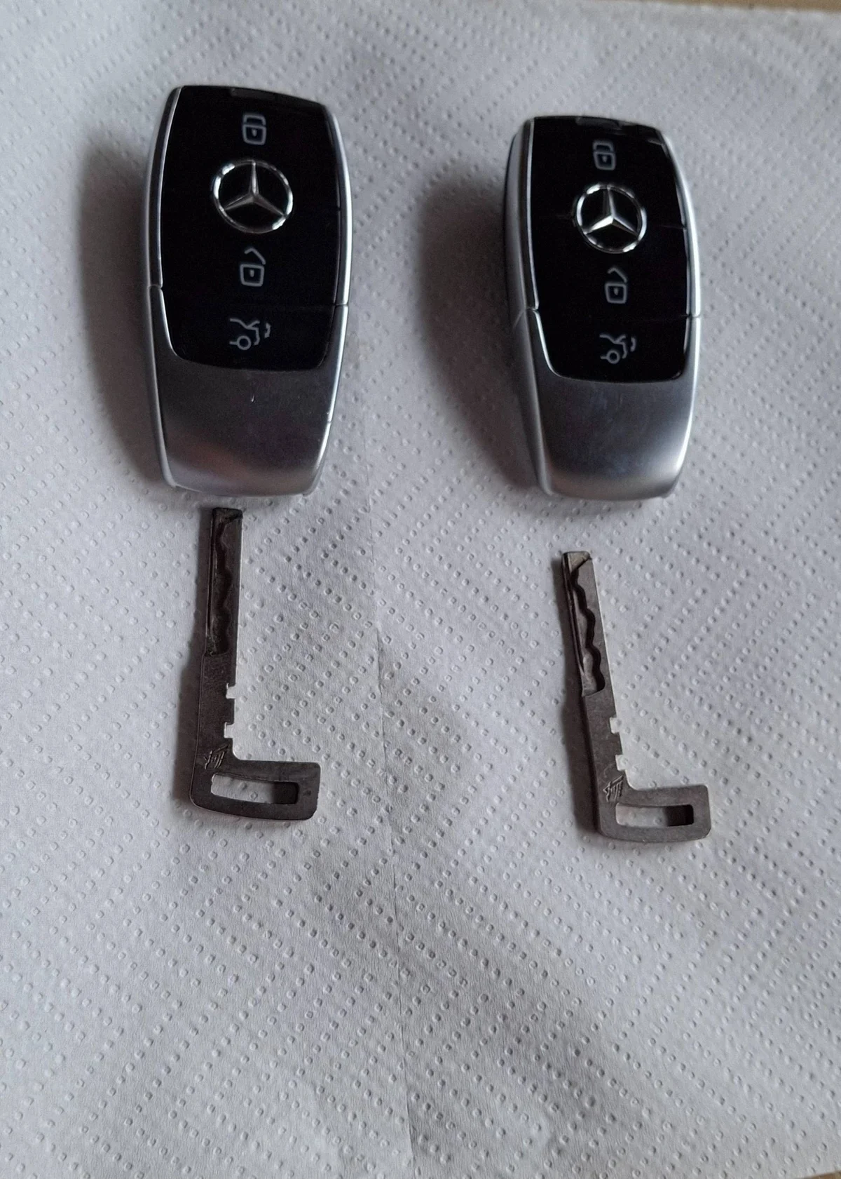 Chave/Cartão Mercedes-Benz E W213 PA12TGF40