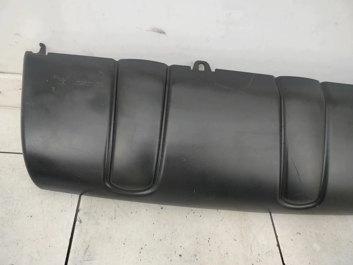 Spoiler delantero Toyota RAV4 III usado image 3