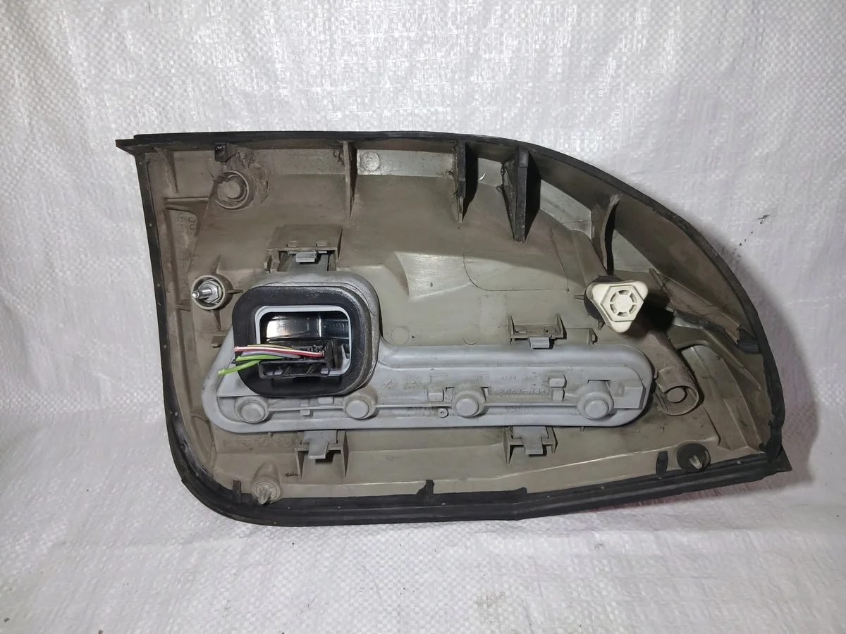 Feu arrière gauche Opel Zafira A 62280 15 image 3