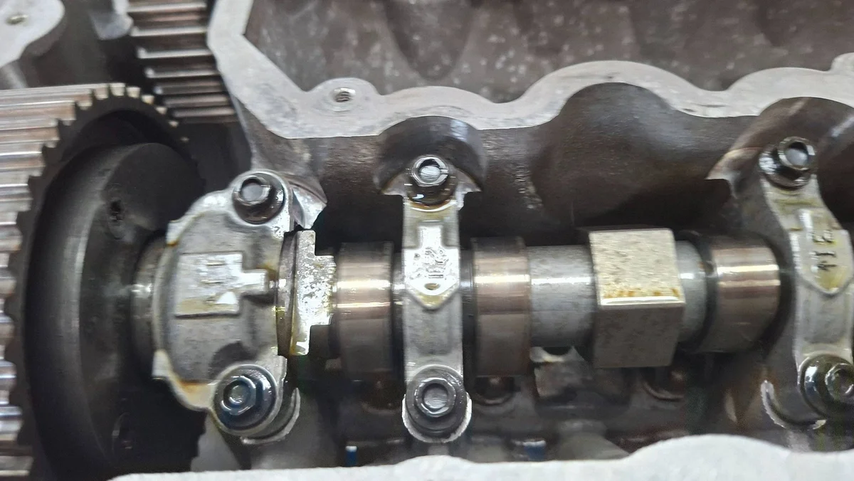 Zylinderkopf 55512233 Opel Astra K 1.2 Turbo LIH image 3