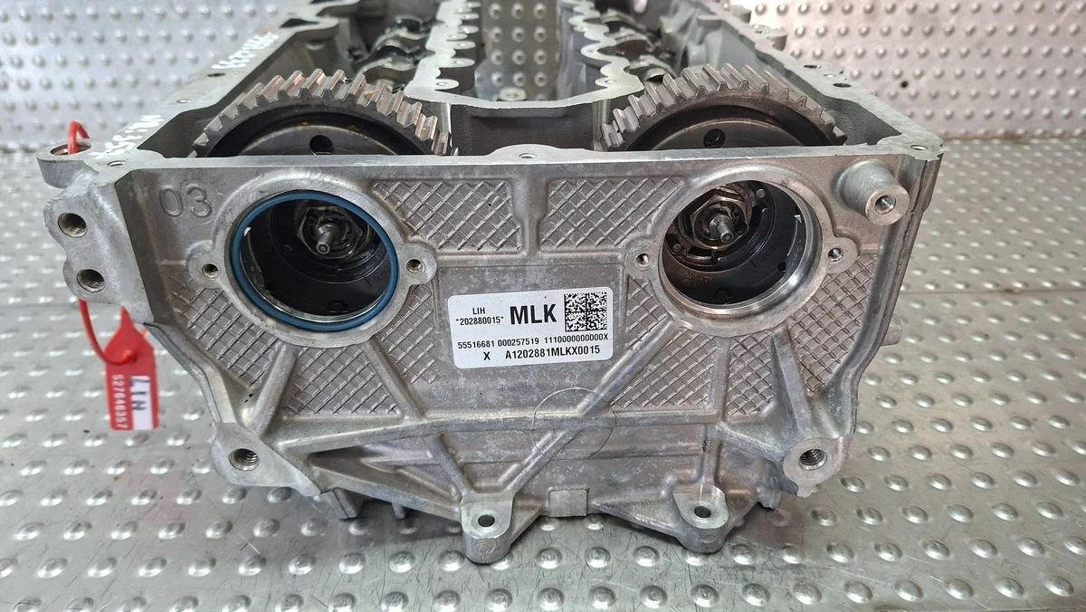 Sylinterinkansi Opel Astra K 1.2 Turbo 55512233 image 10
