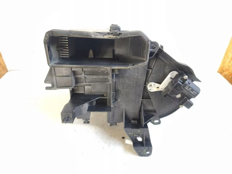 Heizung Toyota Corolla Verso 870100F250A image 3