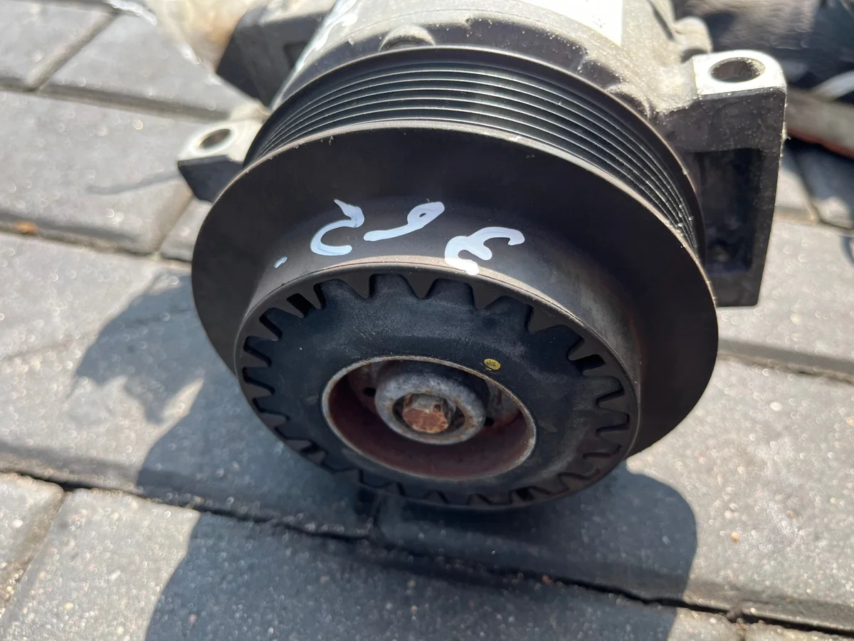 Airconditioning Compressor Mercedes C W204 image 3