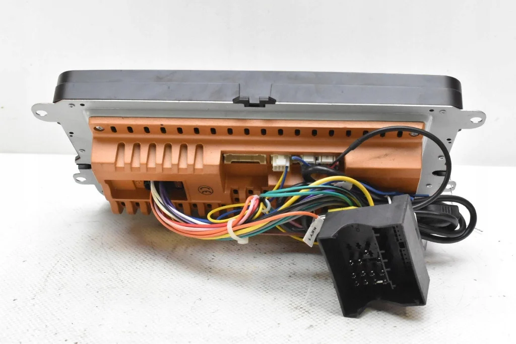 Radio Odtwarzacz Golf 5 V Plus 03-09 image 4