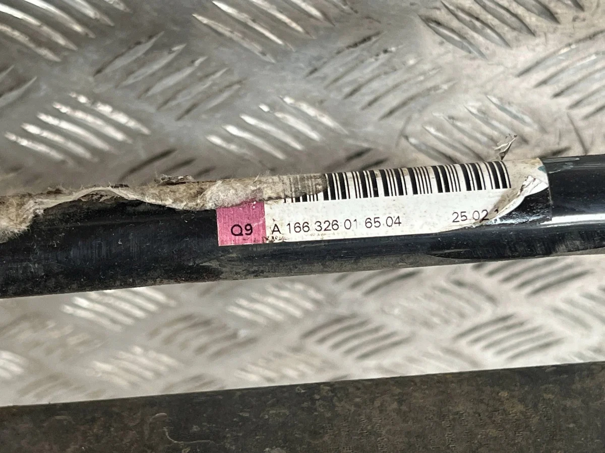Essieu arrière Mercedes-Benz GLE W166 A1663260165 image 4