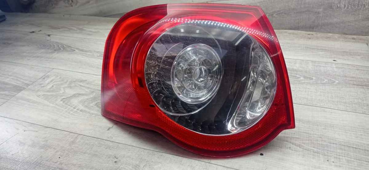 VW Passat B6 Left Rear Tail Light Used image 3