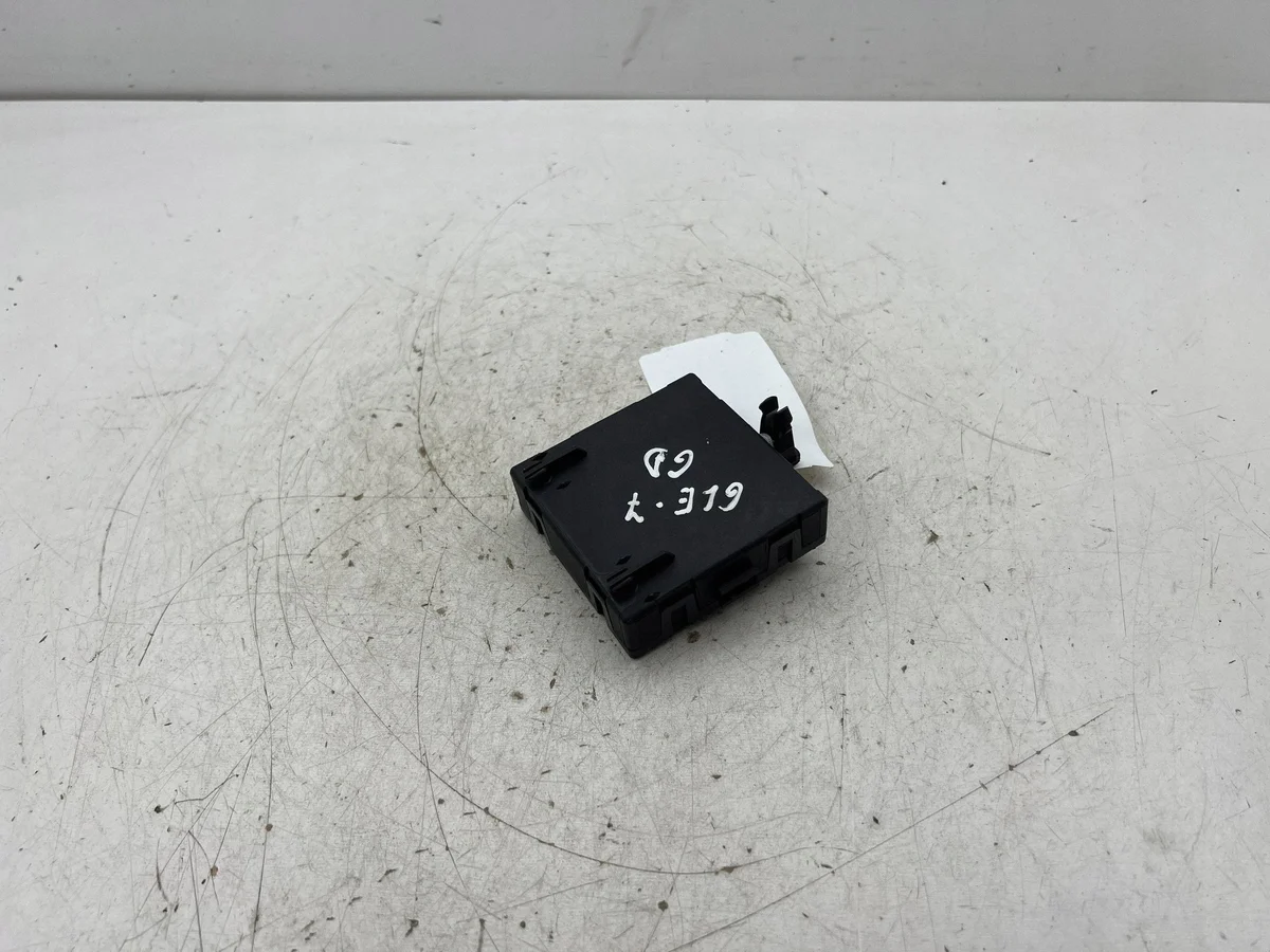 Mercedes GLE W166 Door Module A1669006507 image 6