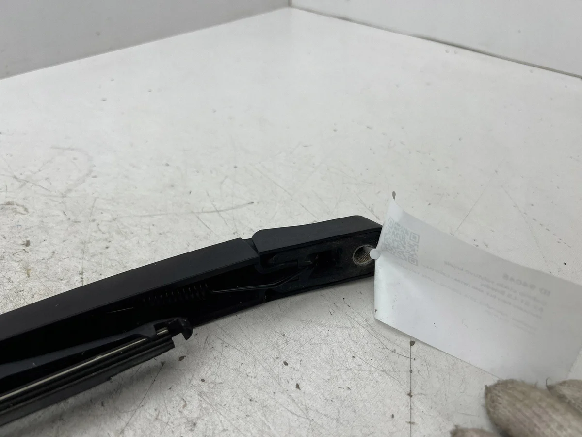 Braço Limpa Para-brisa Traseiro Mercedes-Benz M-Class image 9