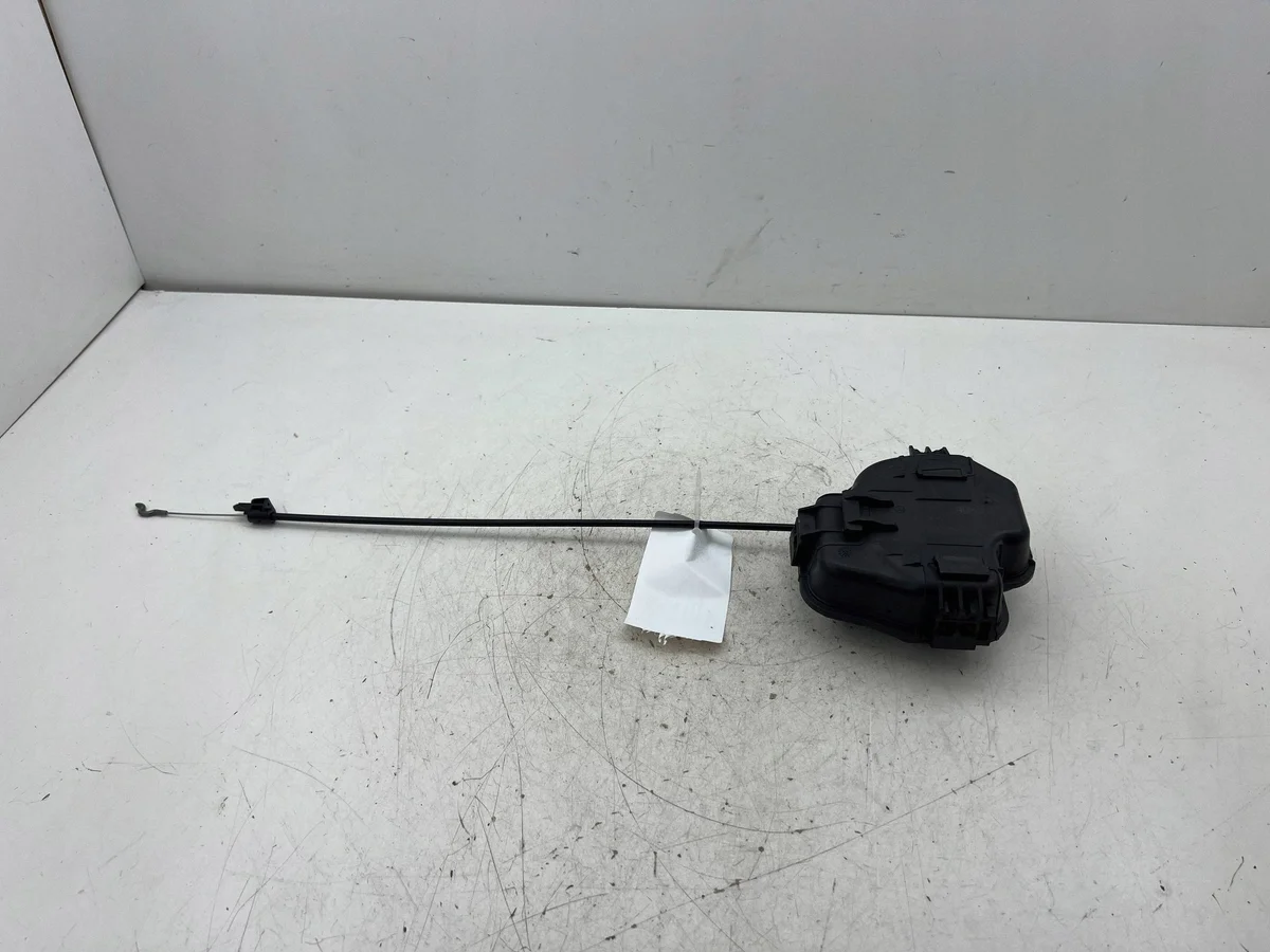Mercedes-Benz GLC C254 Elektrischer Klappensteller A0999067003 image 7
