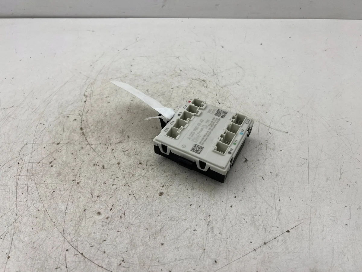 Mercedes-Benz GLC C254 Deurmodule A2239004543 image 5