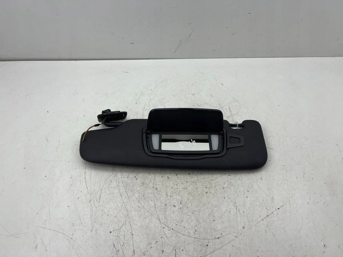 Porsche 911 991 Sonnenblende 99173103112 image 3