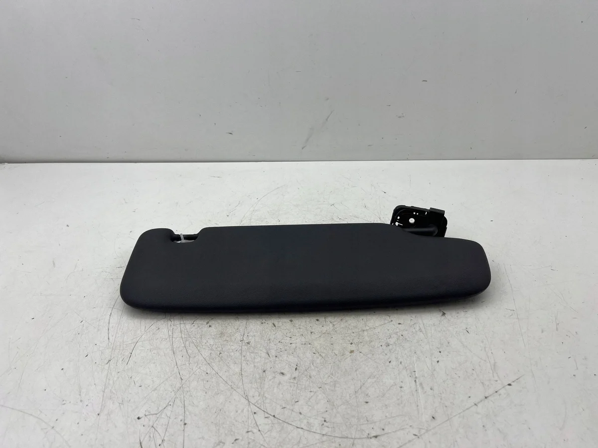 Porsche 911 991 Sonnenblende 99173103112 image 8