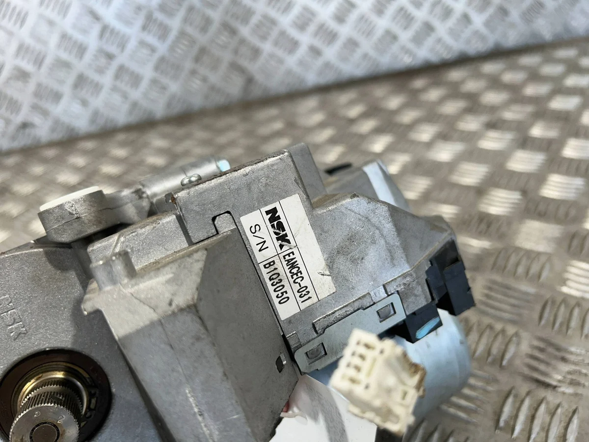 Nissan Qashqai J10 Sähköinen Ohjaustehostin image 8