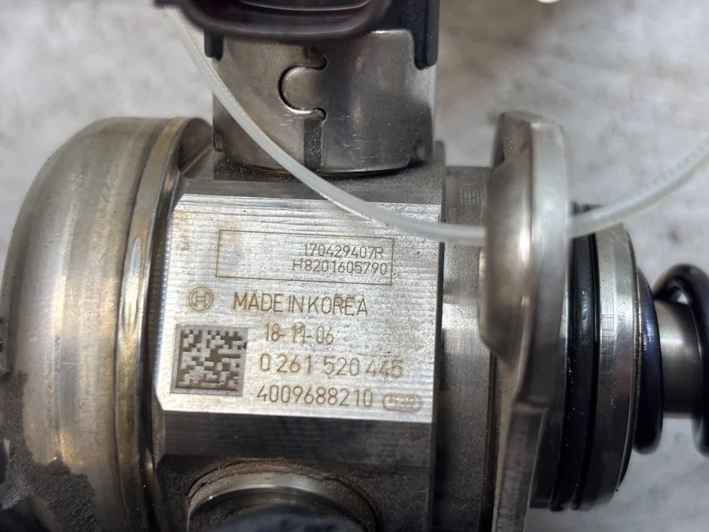 Renault Talisman High-Pressure Pump 0261520445 image 3