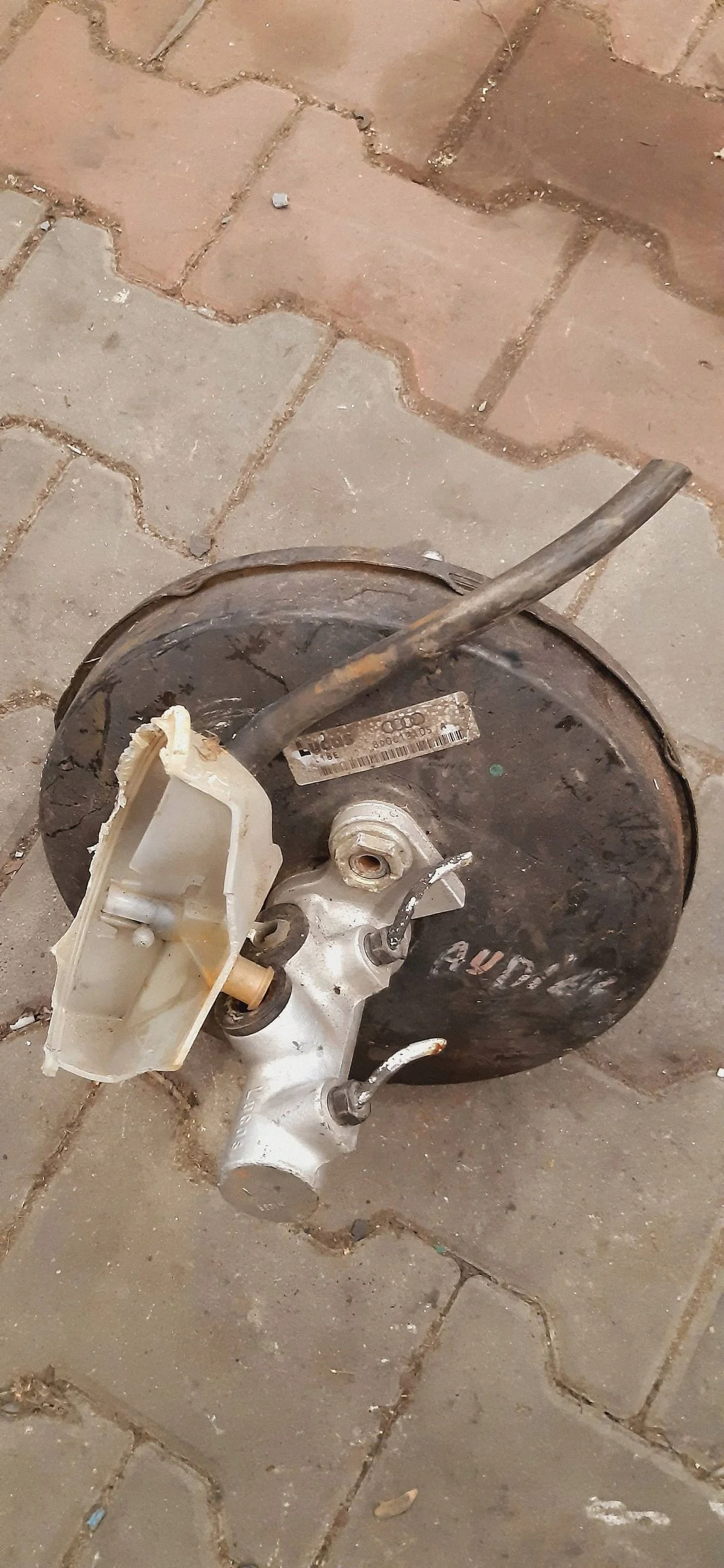 Servofreno Audi A4 B5 Lucas 8D0612105A