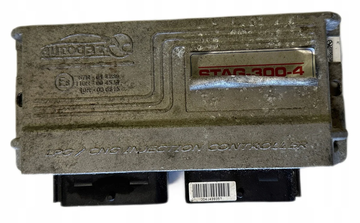 Controlador STAG 300-4 67R014289 Usado