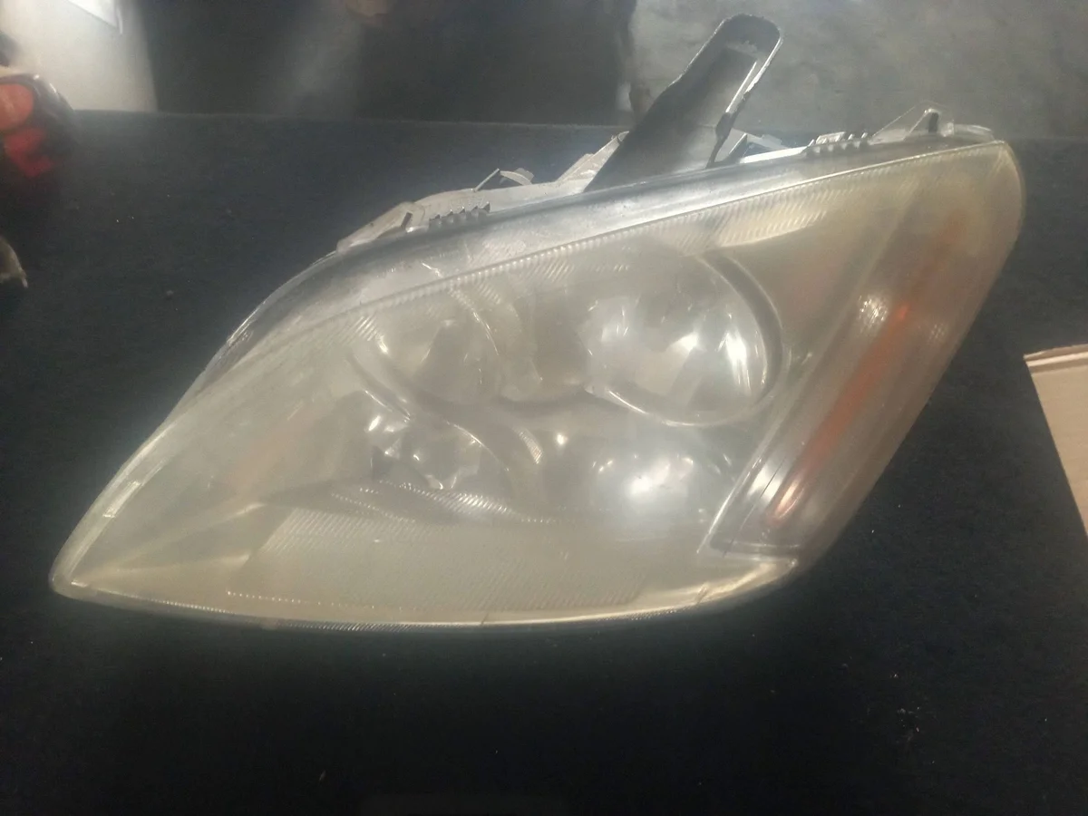 Faro anteriore destro Ford Focus C-MAX