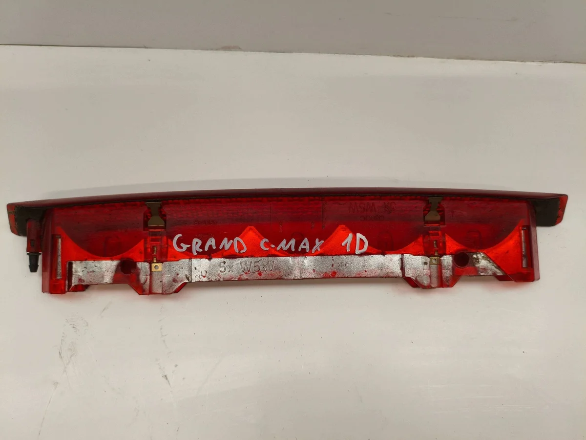 3ª Luz de Freio Ford Grand C-Max Usada