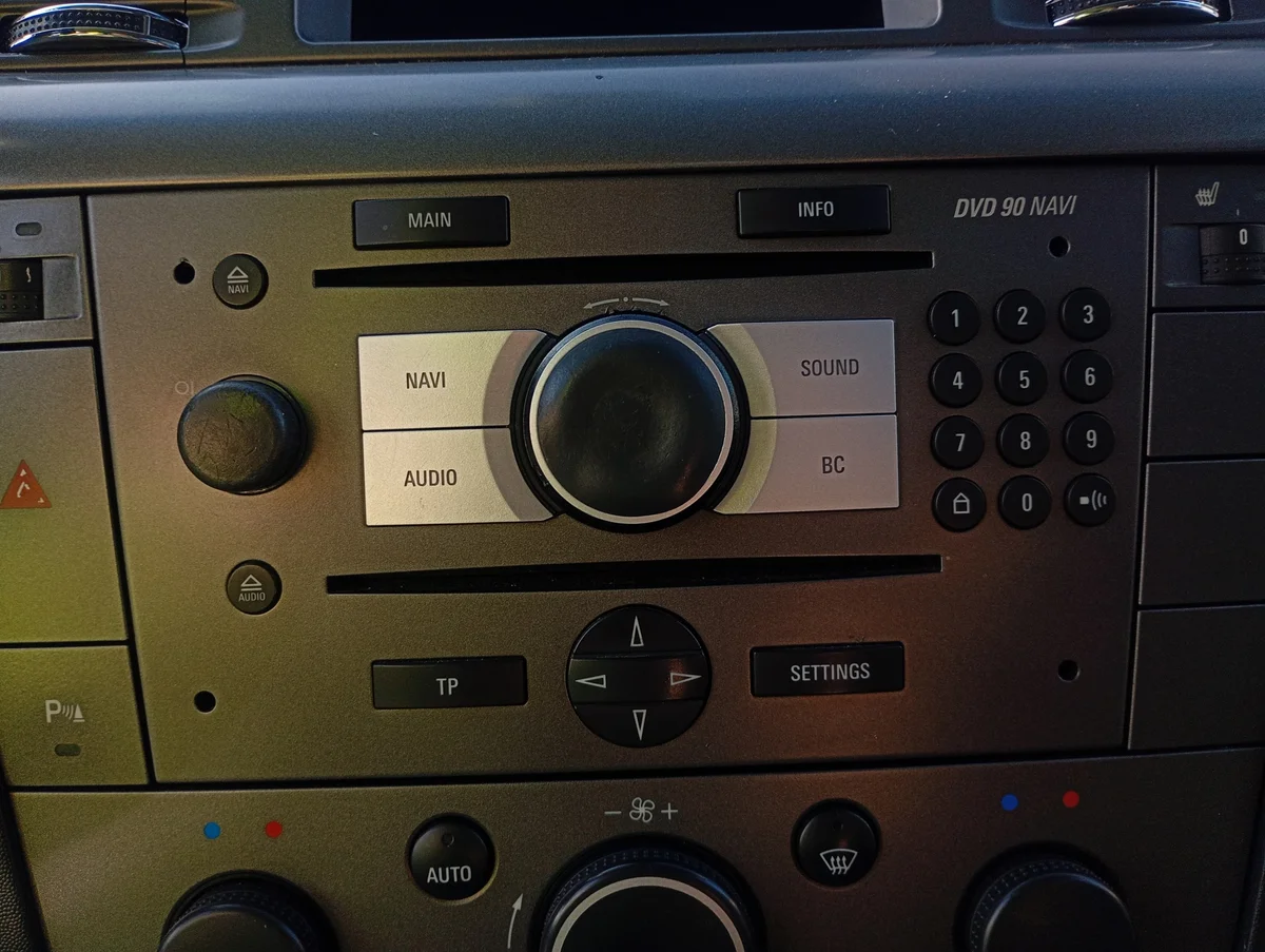 Radio CD DVD 90 NAVI Opel Vectra C FL