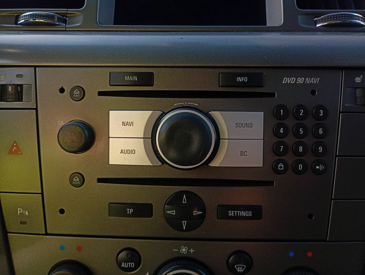 Radio CD DVD 90 NAVI Opel Vectra C FL image 4