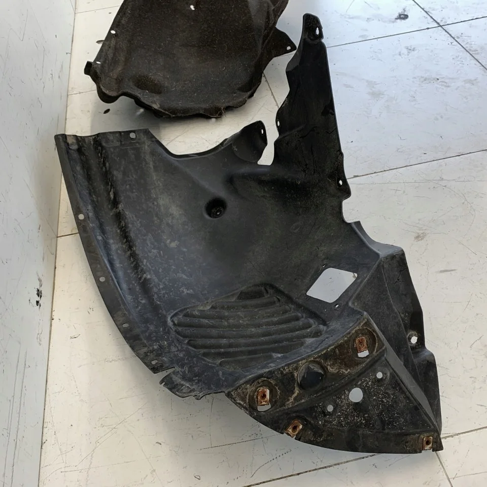 Radhauskale vorne links BMW X3 F25 LCI image 7
