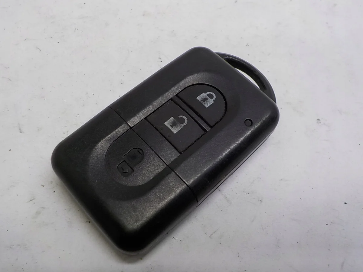 Nissan Qashqai J10 Key Fob Remote Keyless Entry