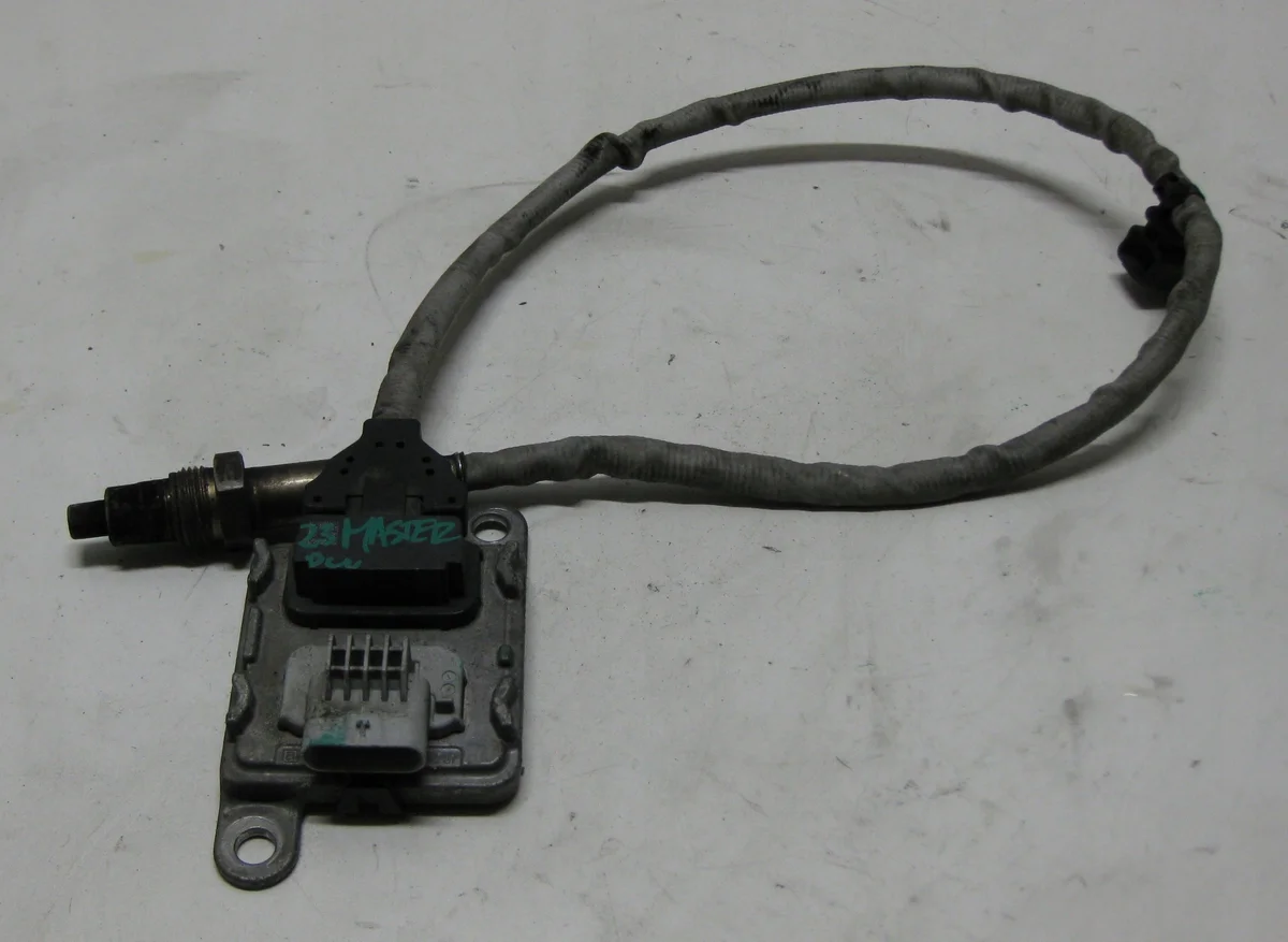 NOX-anturi 227909181R Renault Master III