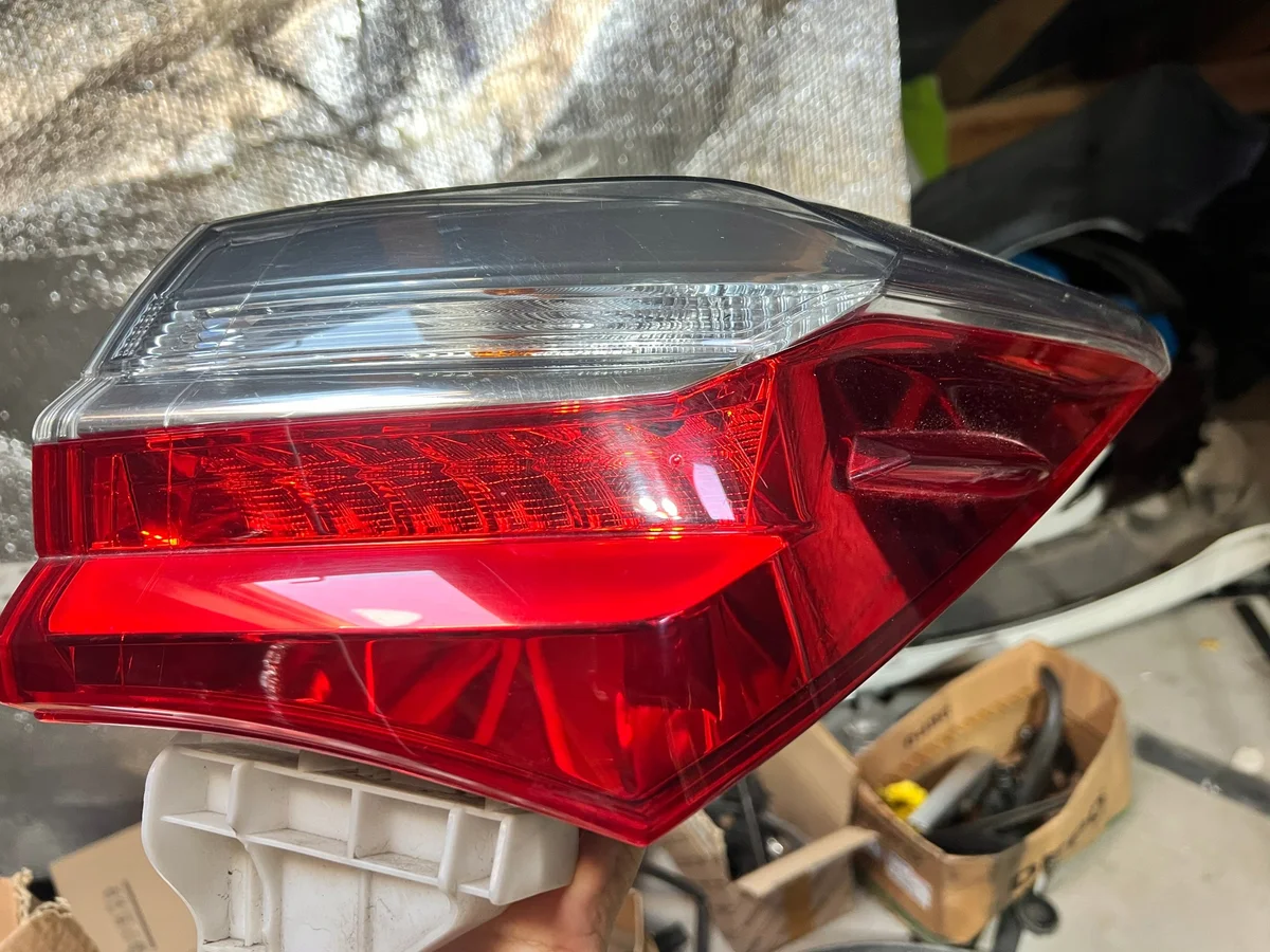 Rückleuchte Rechts Toyota Corolla E16 E18 LED image 3