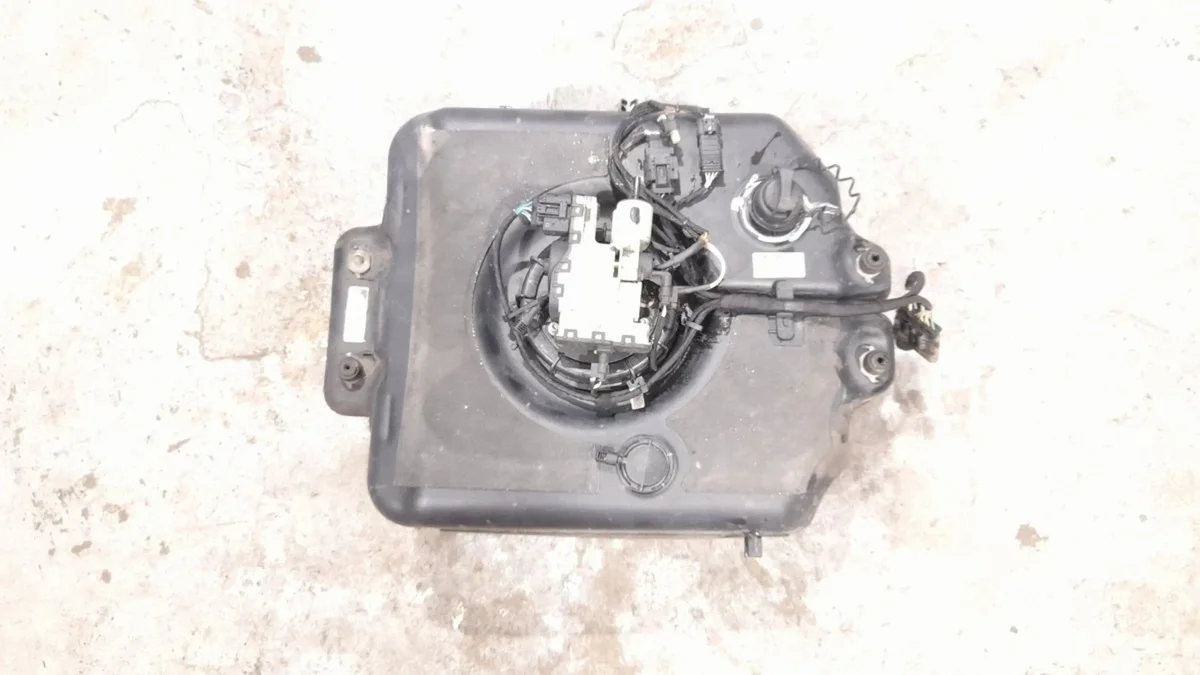 Depósito AdBlue Mercedes GL X164 A1644707101