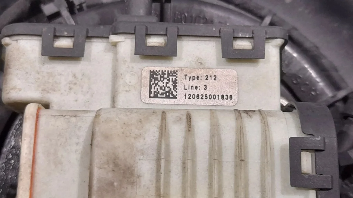 AdBlue Tank Mercedes GL X164 A1644707101 image 7
