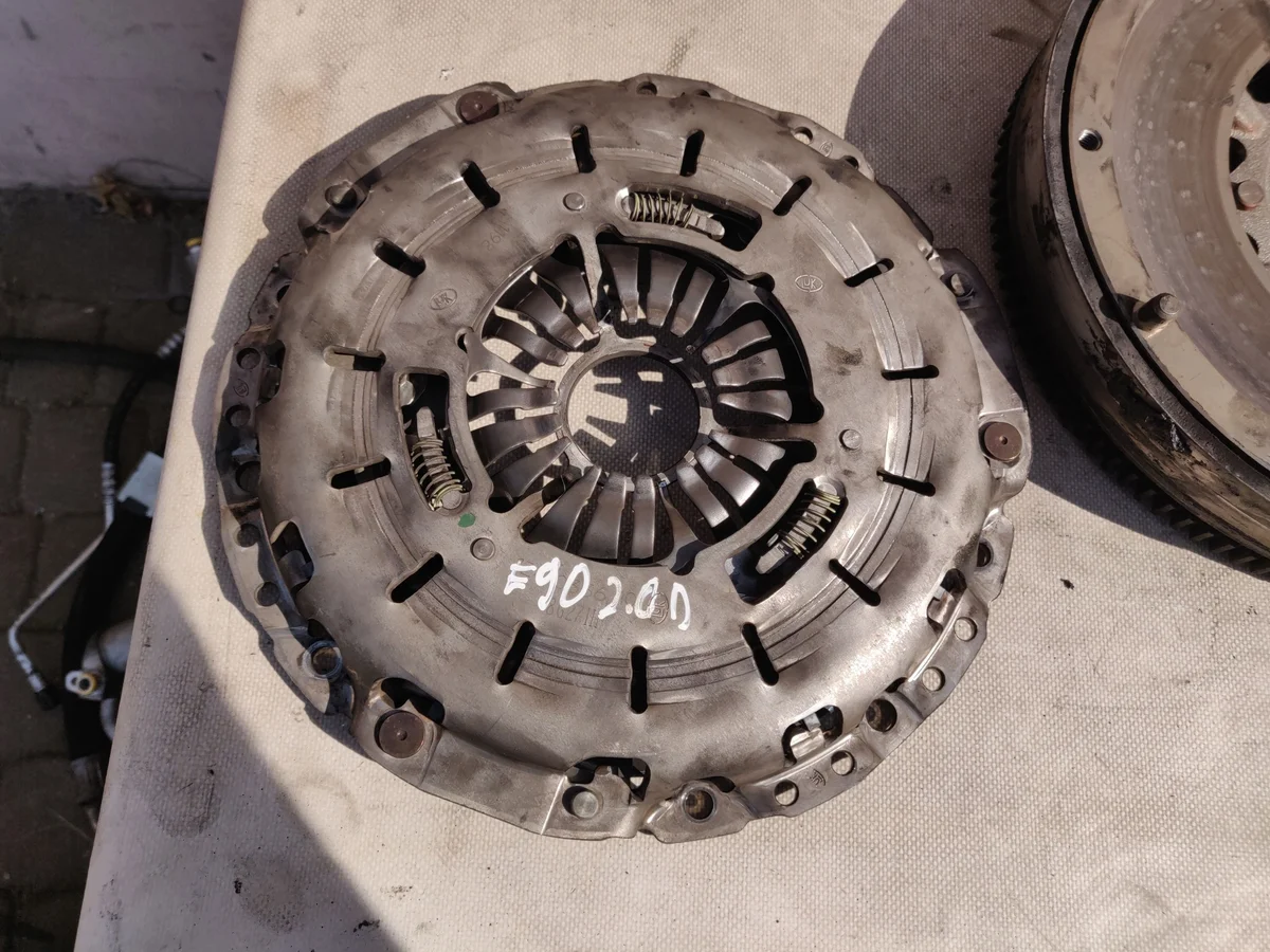 Koppeling BMW E90 E91 E46 E87 E60 E61 2.0D image 6