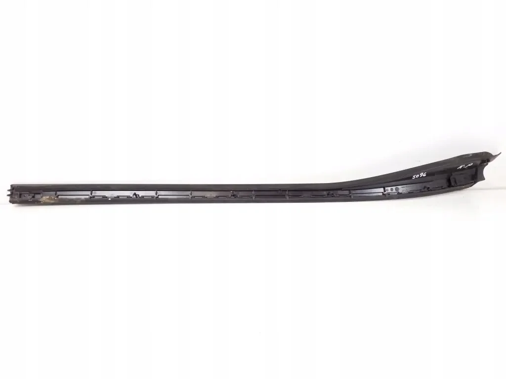 Zierleiste Heckscheibe Links Mercedes W212 A1566901700 image 6