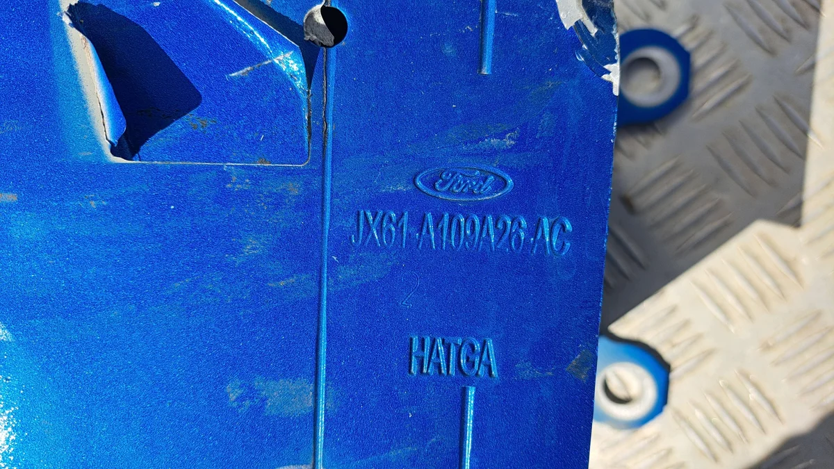 Ford Focus MK4 Viga Para-choques Dianteiro image 3
