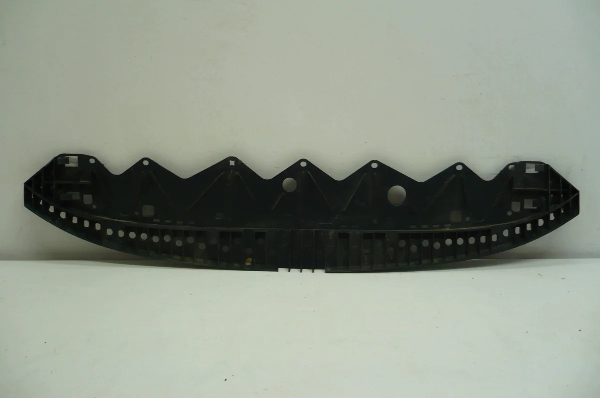 Toyota Yaris II 05-08 Unterfahrschutz vorne image 5