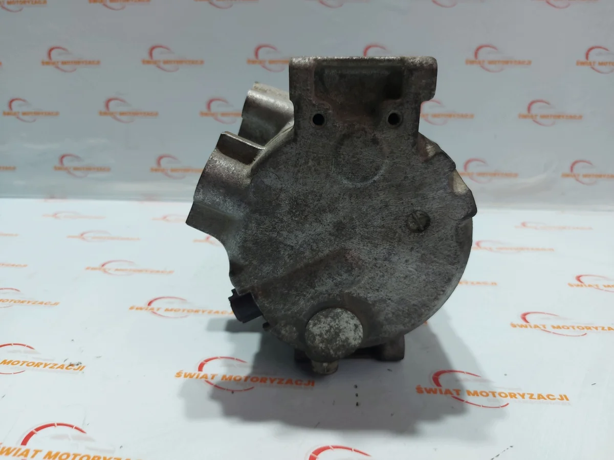 Lexus IS220 2.2 D-CAT Airco Compressor image 5